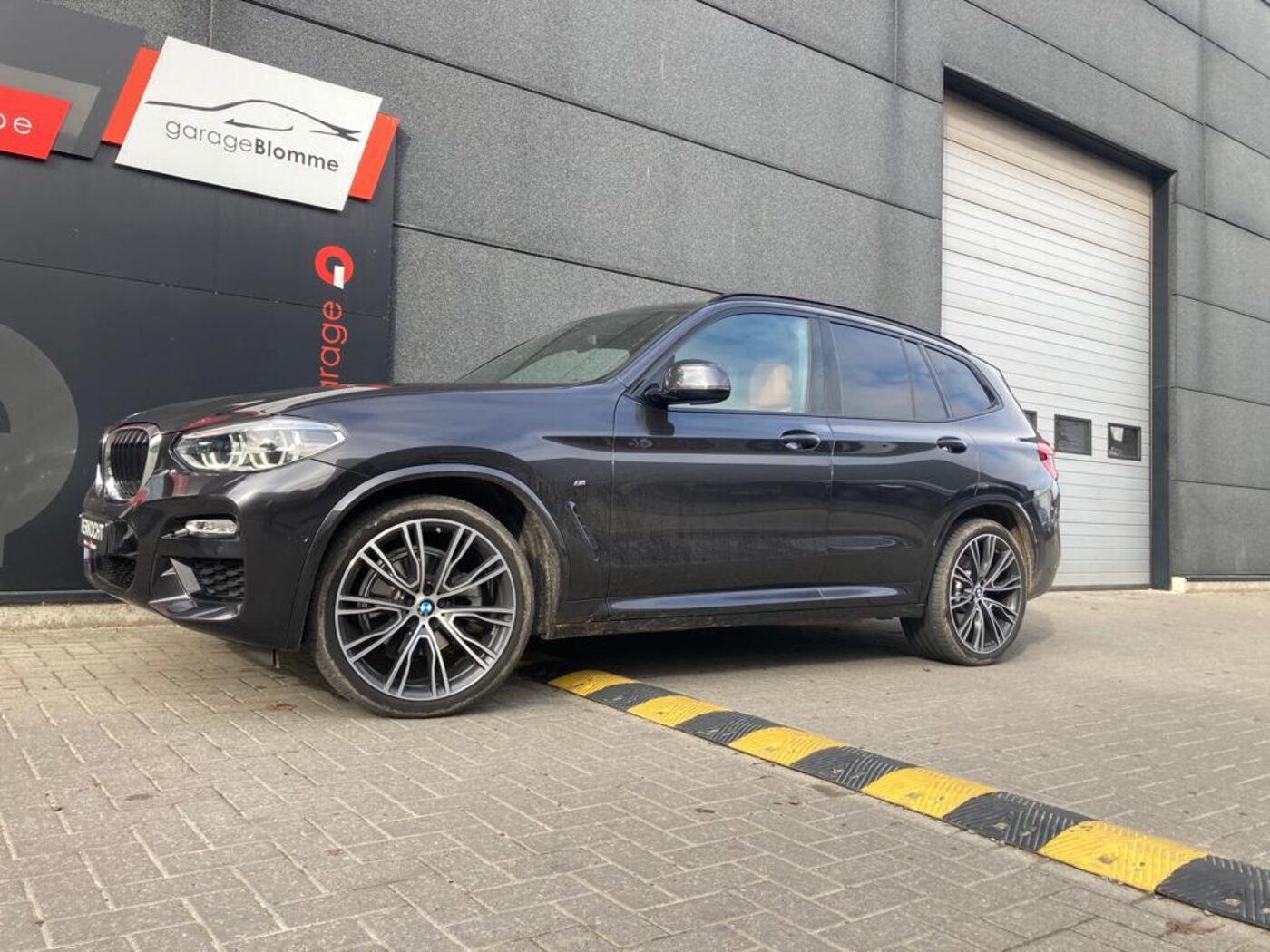 Geïmporteerde wagen door Auto's Blomme